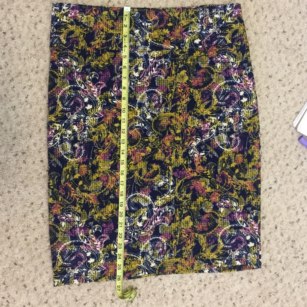LuLaRoe Pencil Skirt - 2XL - Picture 3 of 6